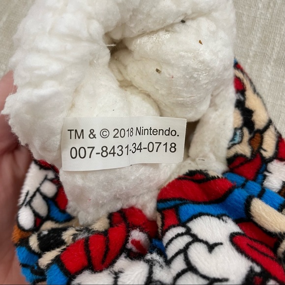 Nintendo Super Mario Kids Fuzzy Babba Slippers - Picture 3 of 4